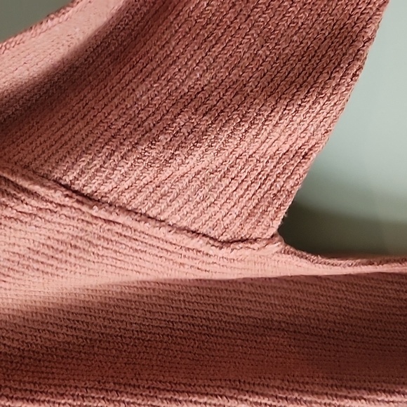 Aero Small burnt orange sweater - Picture 5 of 8